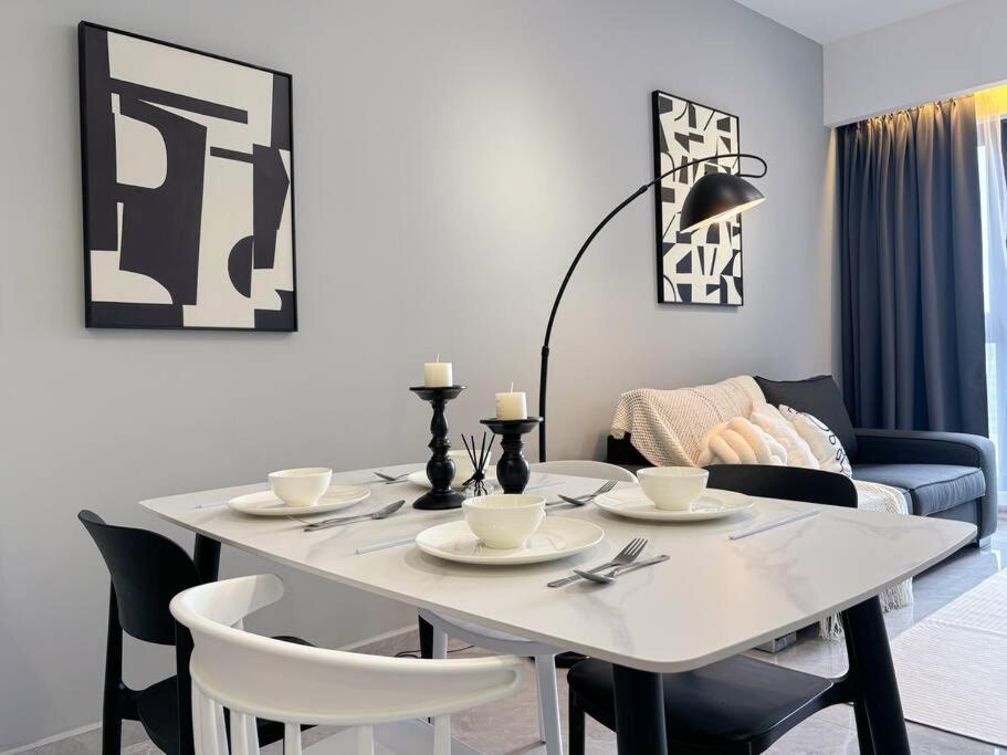 Appartement Agile Bukit Bintang Dark Grey Aesthetic Near Trx, Pavilion *